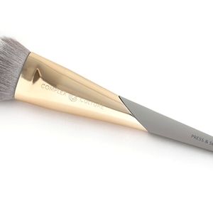 Press and set plus Bronzer brush